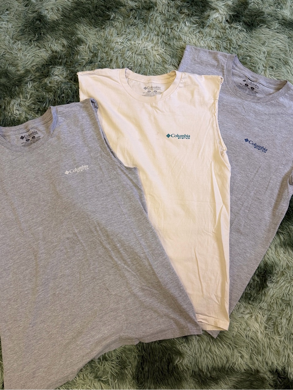 Columbia Men's Sleeveless Tank Trio - White and Gray